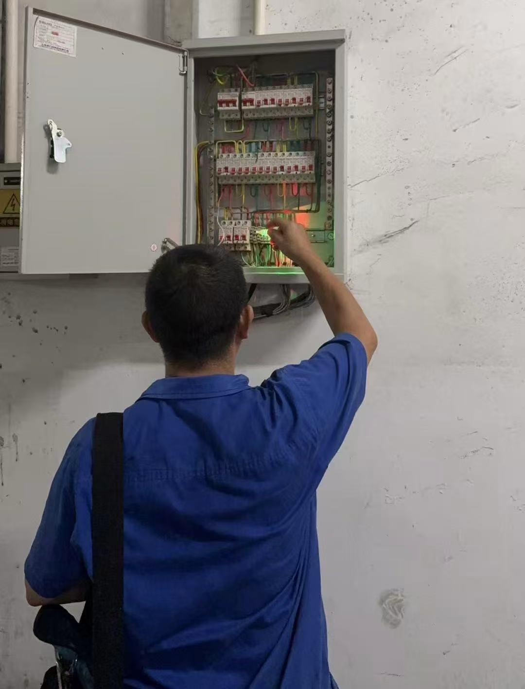 常德物業(yè)管理,物業(yè)企業(yè),陽光物業(yè) 常德物業(yè)管理,物業(yè)企業(yè),陽光物業(yè)